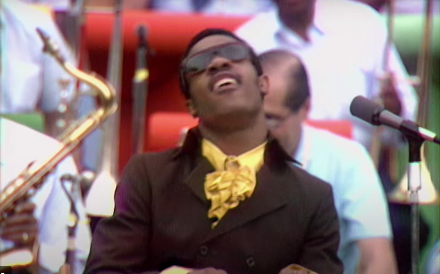 Stevie Wonder em show no Harlem Cultural Festival, em 1969, retratado no documentário Summer of Soul
