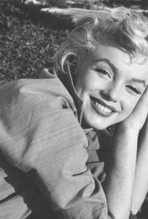 Jornal espanhol divulga foto de Marilyn Monroe morta :: Notícias de MT