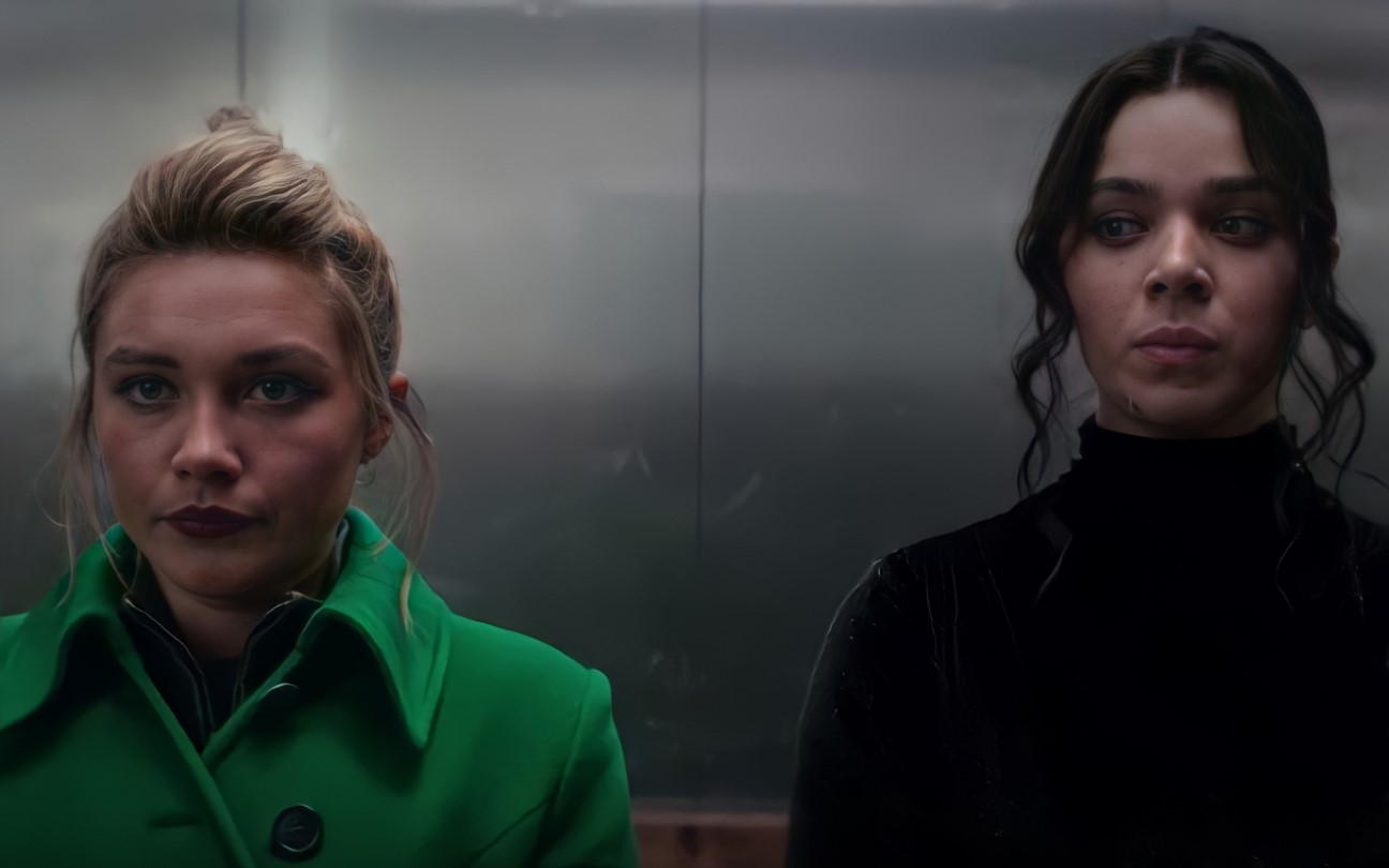 Florence Pugh e Hailee Steinfeld em cena de Gavião Arqueiro