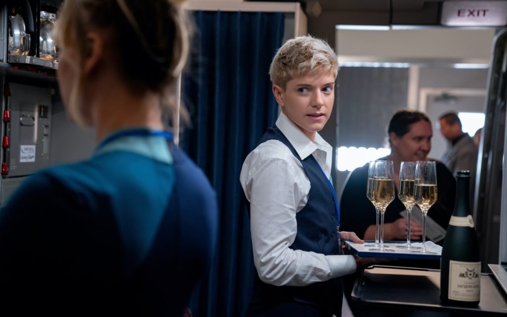 2ª temporada de The Flight Attendant: Elenco, estreia e mais - Tangerina