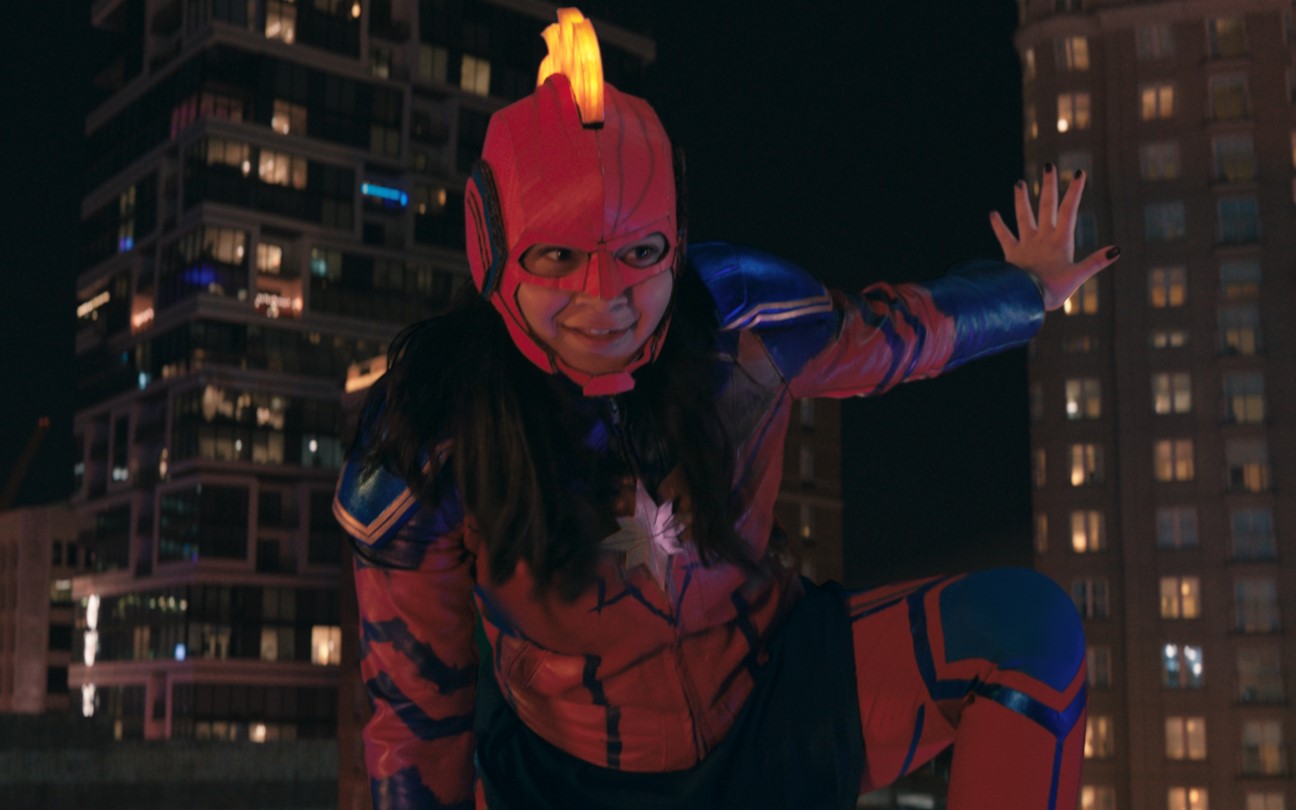 Iman Vellani em cena da série Ms. Marvel