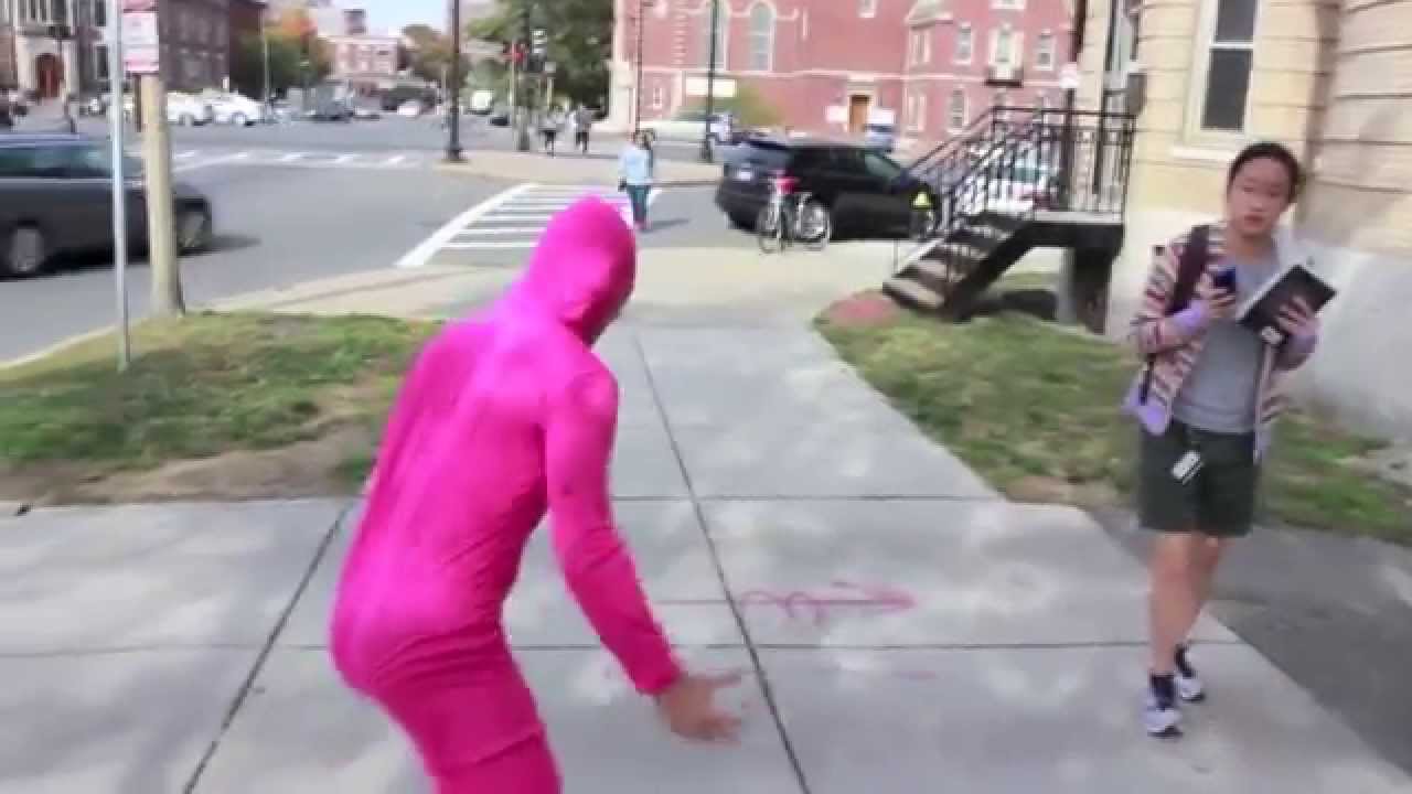 Pink Guy, famoso personagem do YouTube