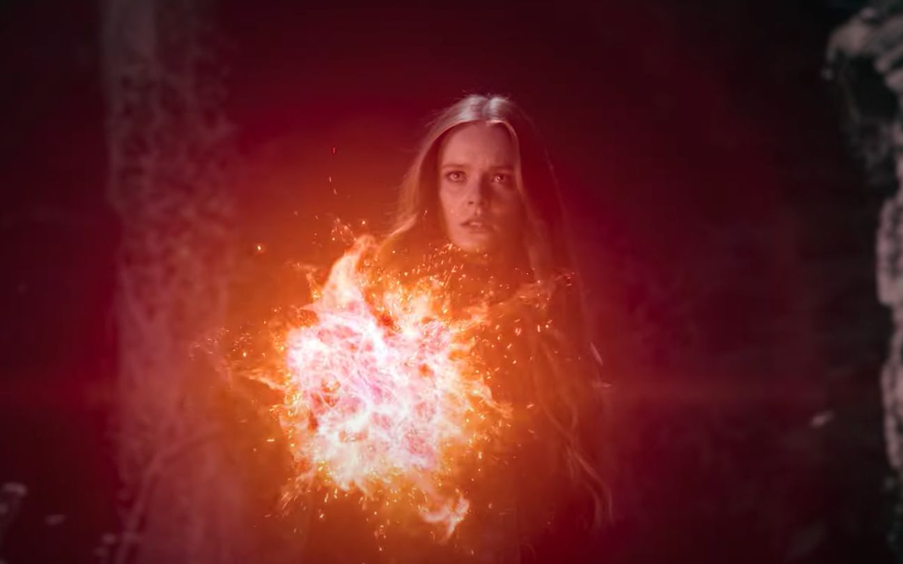Abigail Cowen como Bloom em Fate: A Saga Winx