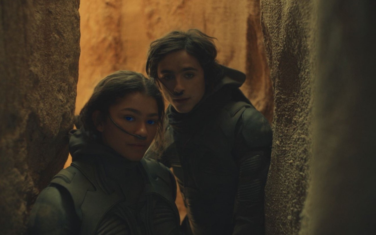 Zendaya e Timothée Chalamet em cena de Duna