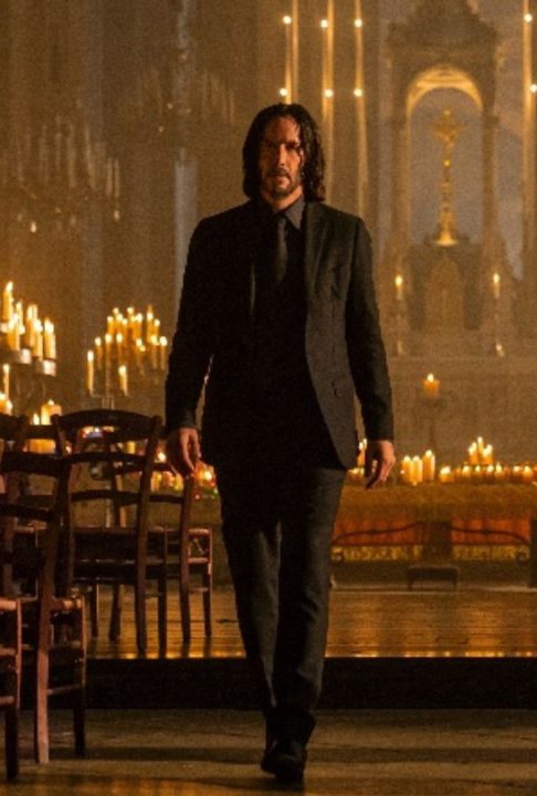 O presente hilário de Keanu Reeves aos dublês de 'John Wick 4