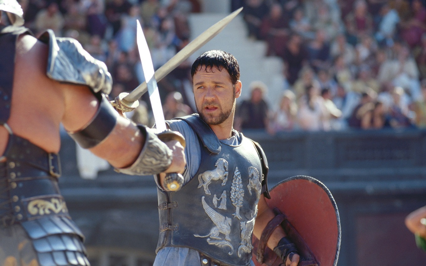 Russell Crowe em cena de Gladiador
