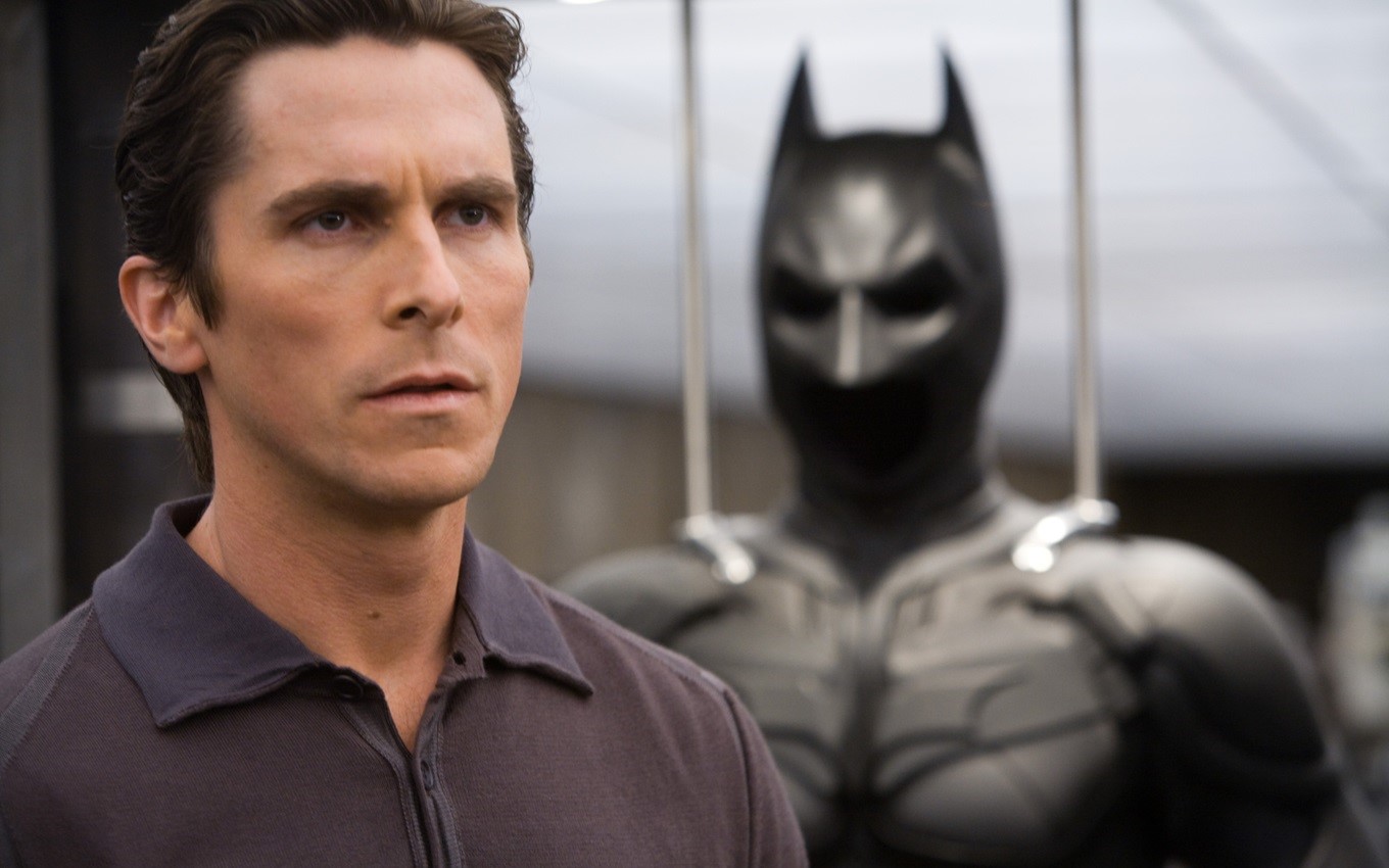 Christian Bale em cena de Batman: O Cavaleiro das Trevas