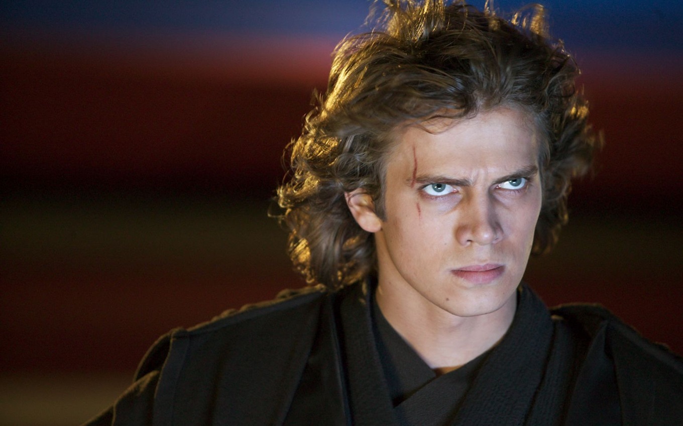 Hayden Christensen em cena Star Wars 3 - A Vingança dos Siths, filme de maior bilheteria do seu ano