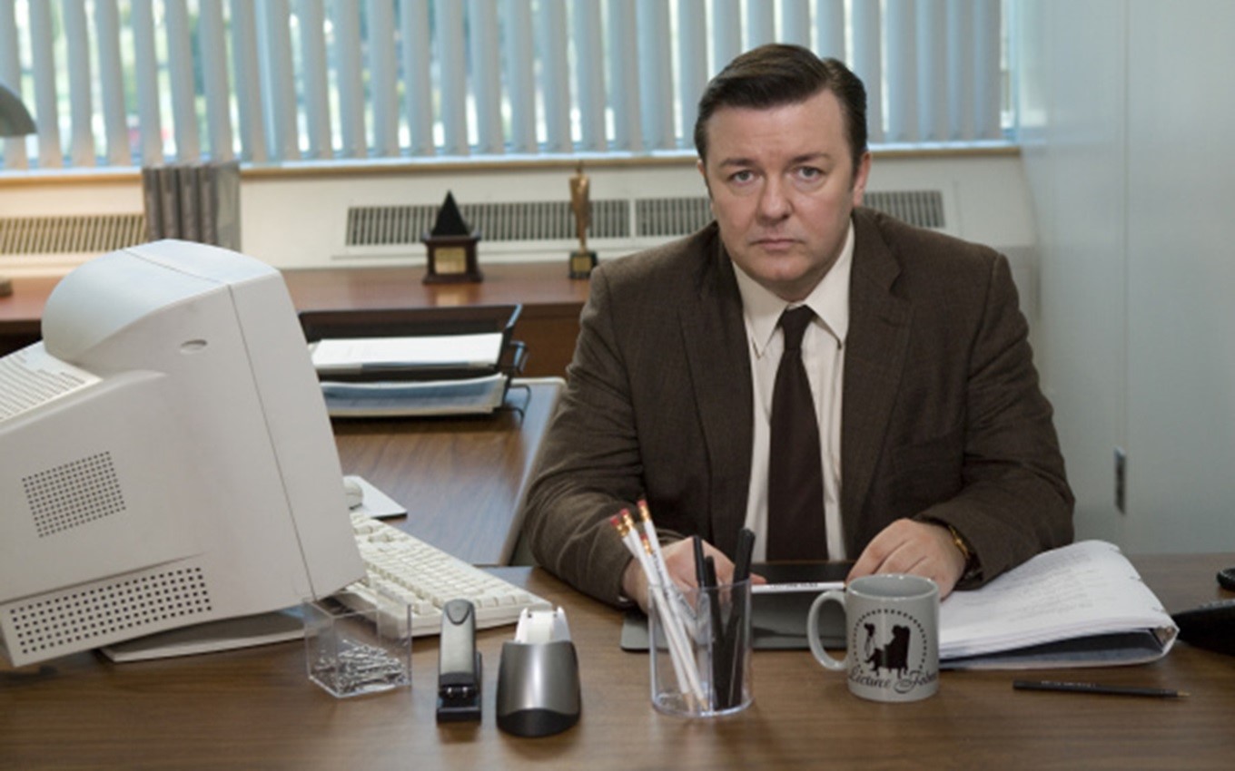 Ricky Gervais em cena de O Primeiro Mentiroso