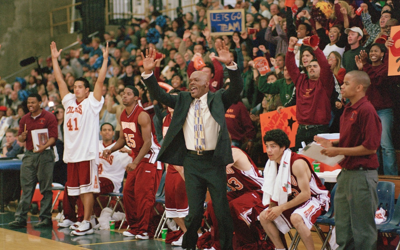 Samuel L. Jackson em cena de Coach Carter; basquete é uma das modalidades da Olímpiada 2024