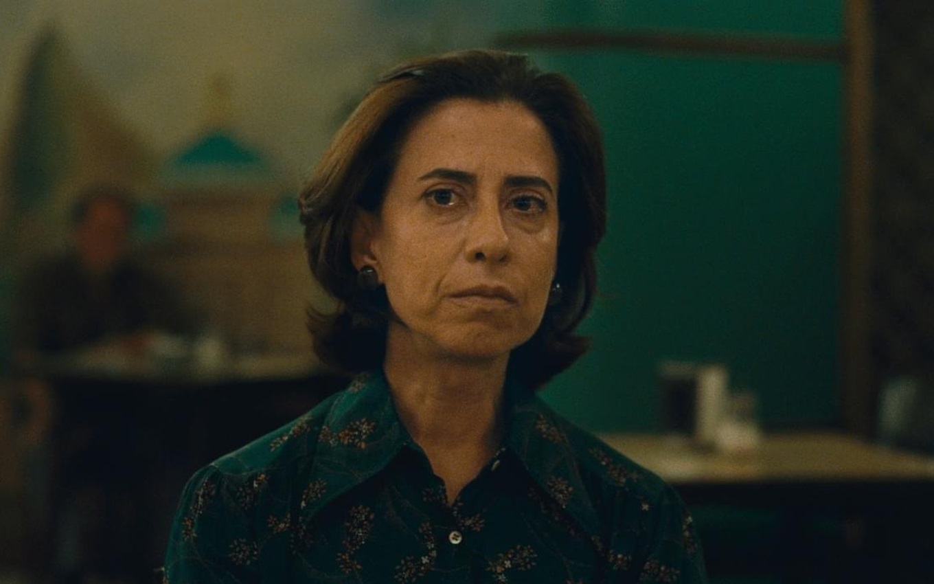 Fernanda Torres em cena de Ainda Estou Aqui, filme foi indicado ao Oscar 2025