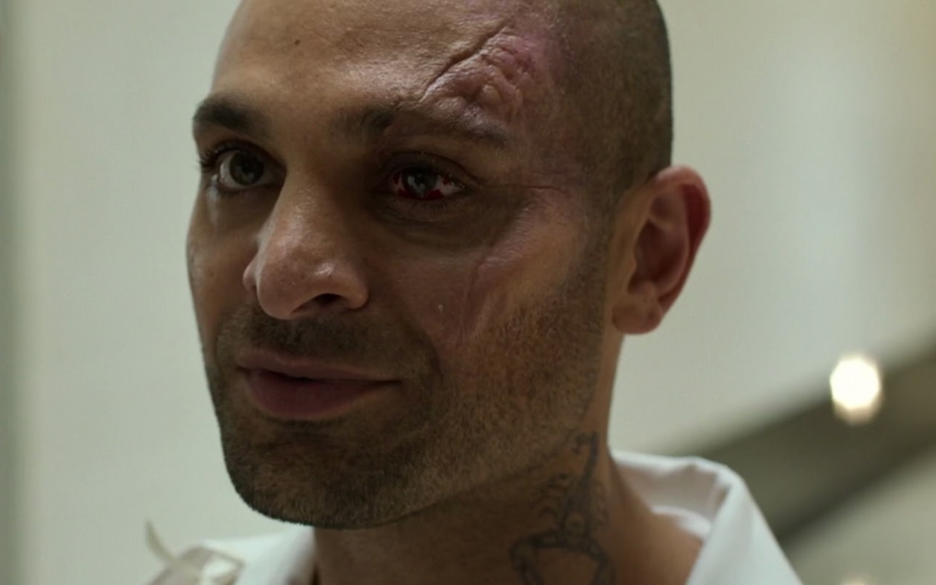 Michael Mando em cena de Homem-Aranha: De Volta ao Lar, filme da Marvel