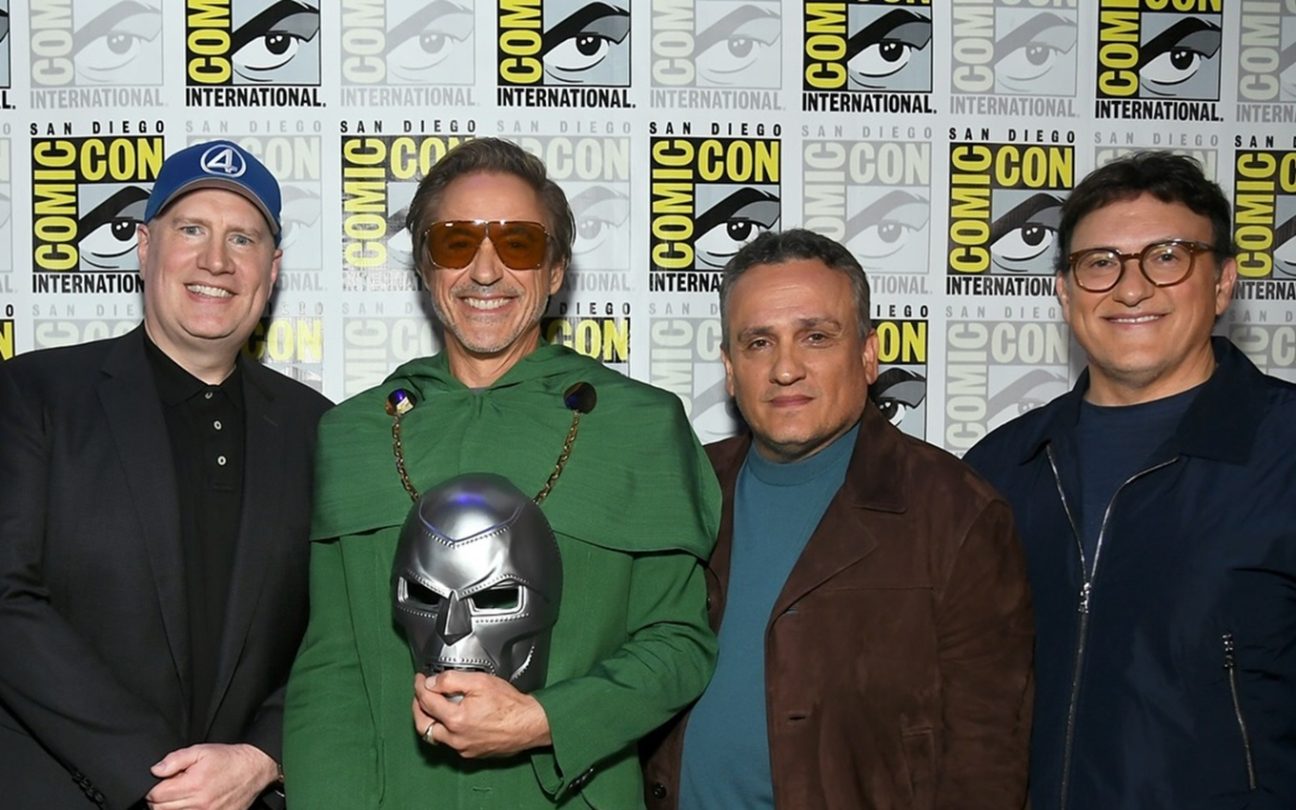 Kevin Feige, Robert Downey Jr., Joe e Anthony Russo, as grandes mentes por trás da Marvel