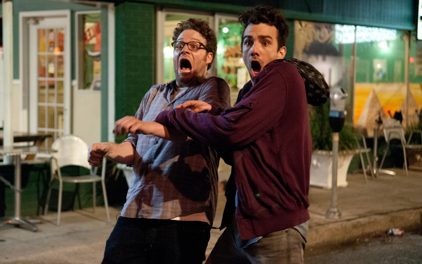 Seth Rogen e Jay Baruchel em cena de É o Fim