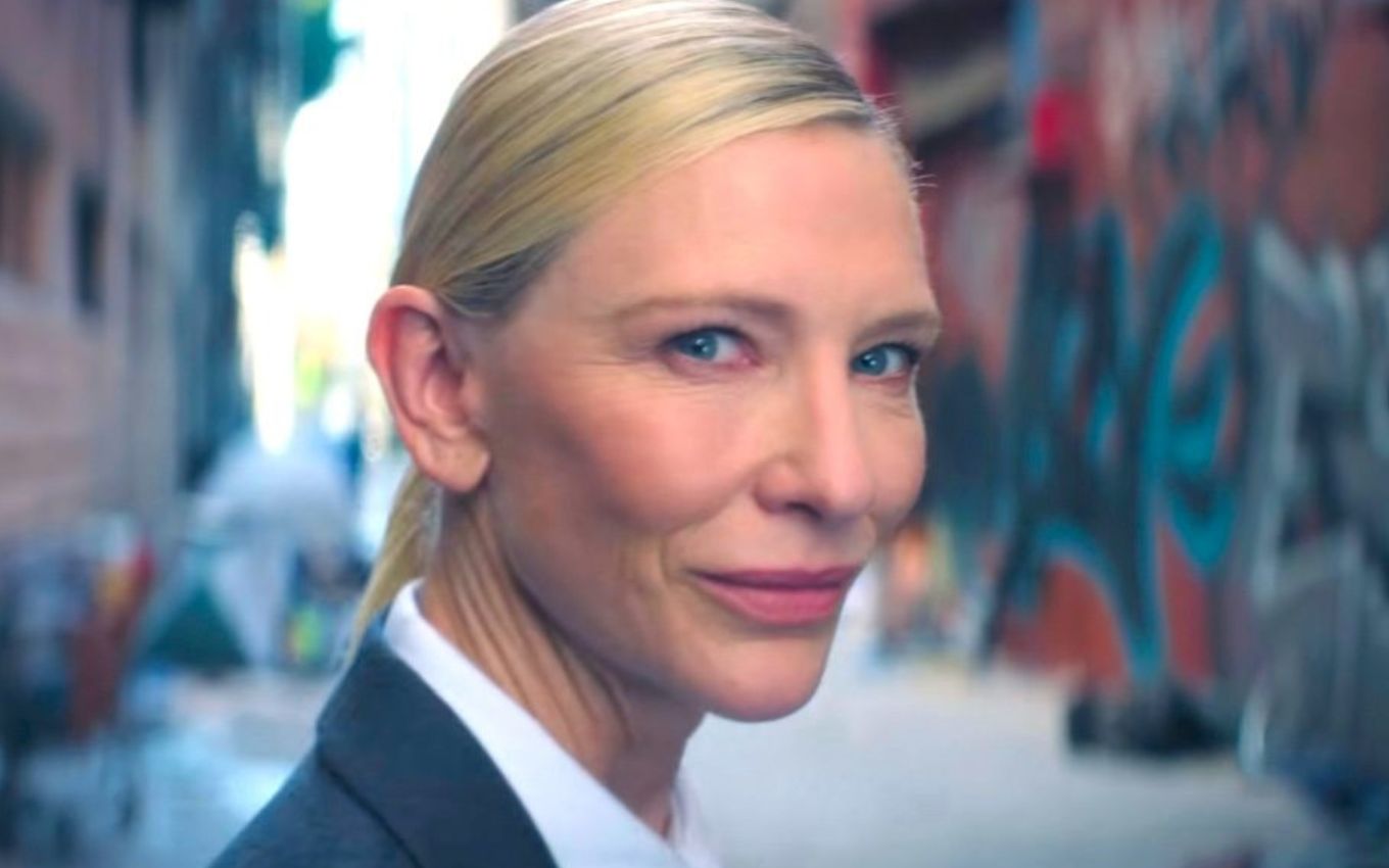 Cate Blanchett na cena final da 3ª temporada de Round 6
