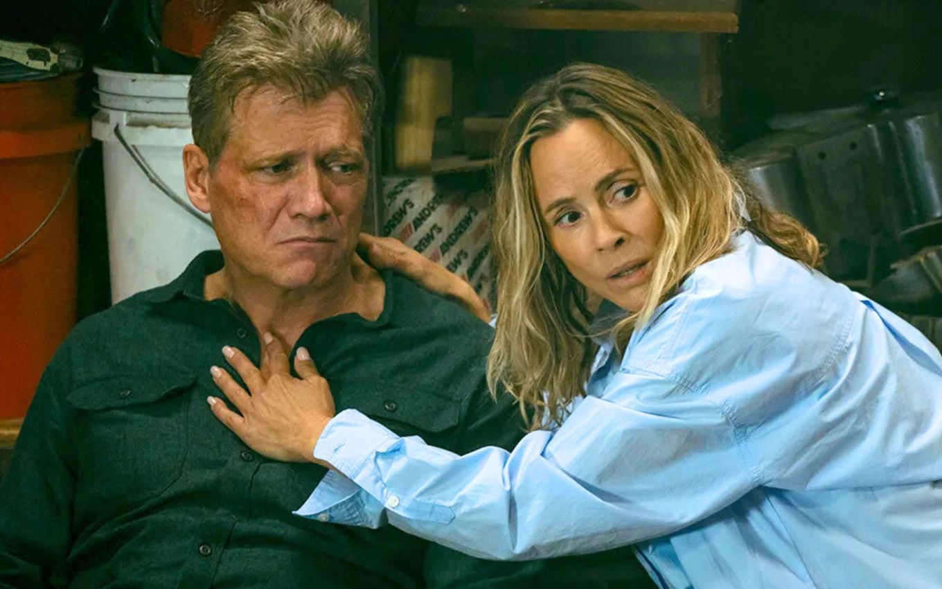 Holt McCallany e Maria Bello em O Píer