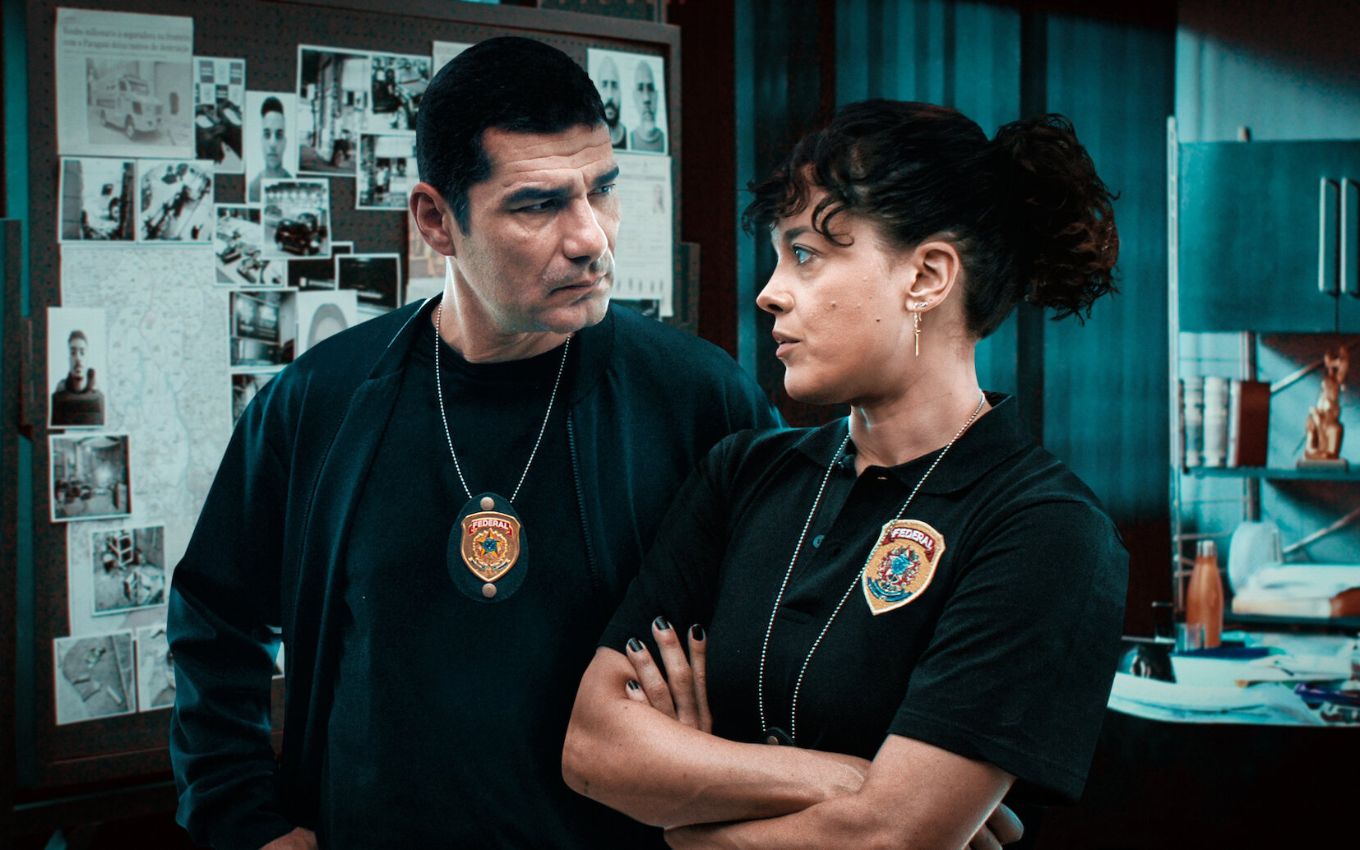 Rômulo Braga e Maeve Jinkings em cena de DNA do Crime, renovada para 3ª temporada na Netflix