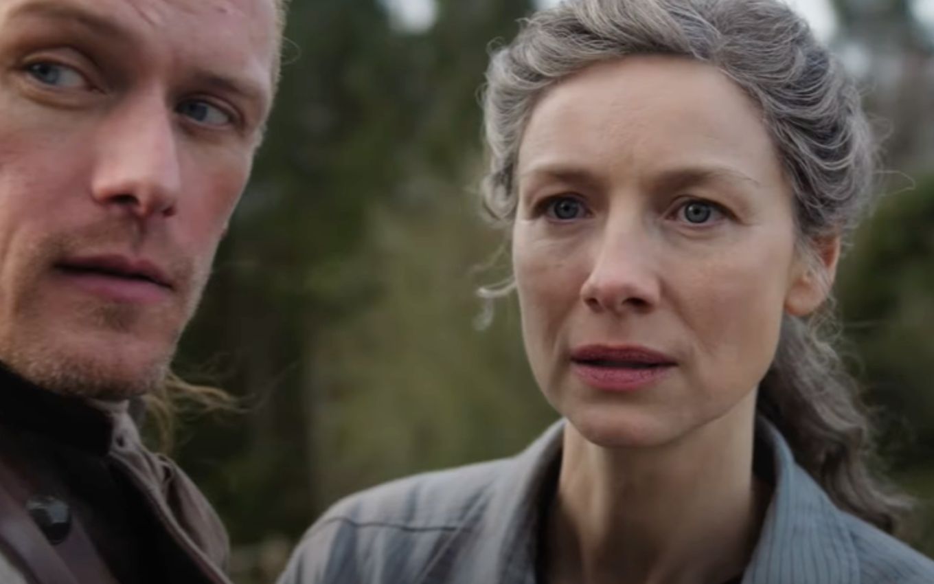 Jamie (Sam Heughan) e Claire (Caitriona Balfe) no trailer da oitava temporada de Outlander