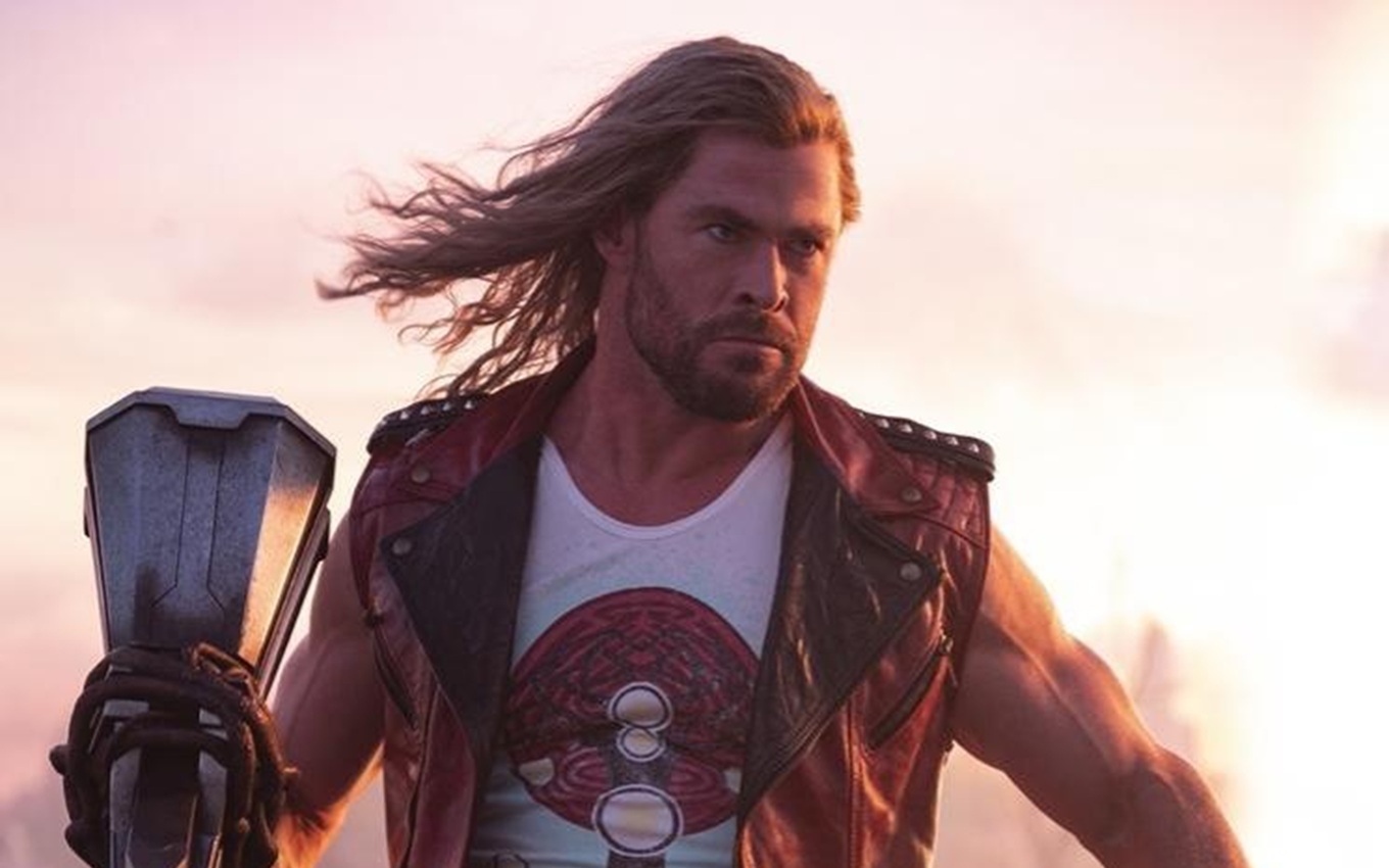 Chris Hemsworth em Thor: Amor e Trovão