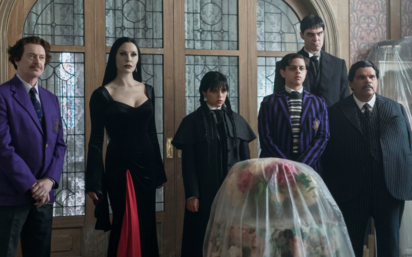 Elenco de Wandinha