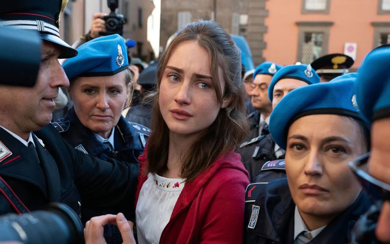 Grace Van Patten é Amanda Knox na nova série Disney+