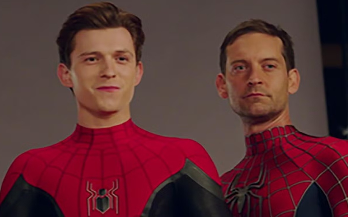 Tom Holland e Tobey Maguire nos bastidores da Marvel
