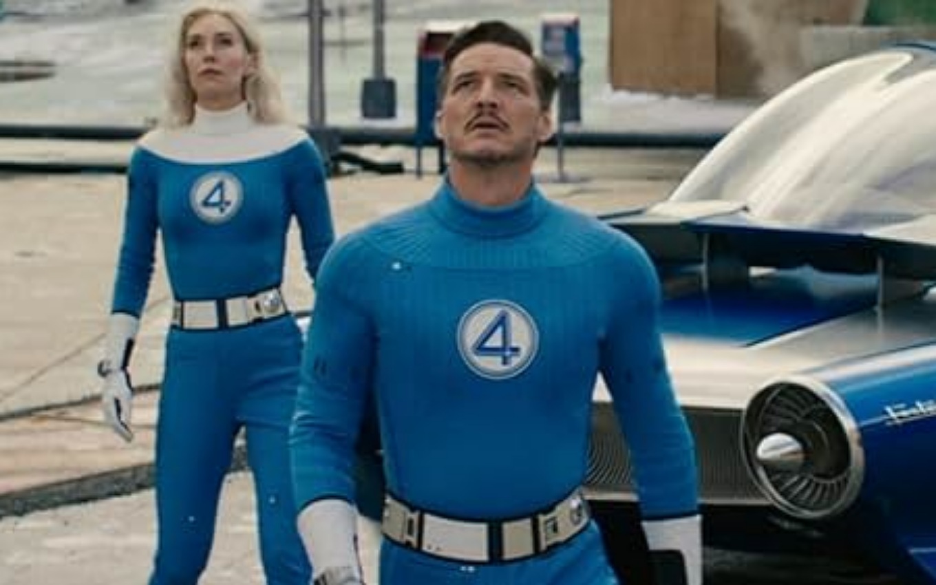Vanessa Kirby e Pedro Pascal em cena de Quarteto Fantástico, filme de super-heróis
