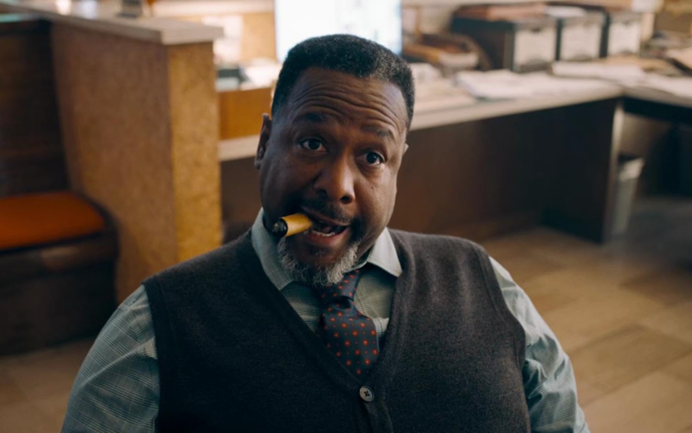 Wendell Pierce em cena de Superman, da DC