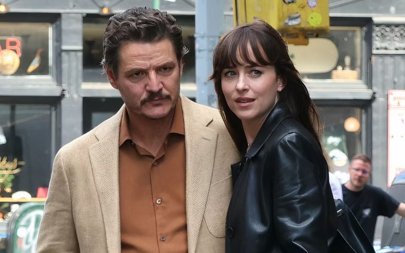 Dakota Johnson e Pedro Pascal em Amores Materialistas, comédia romântica da HBO Max