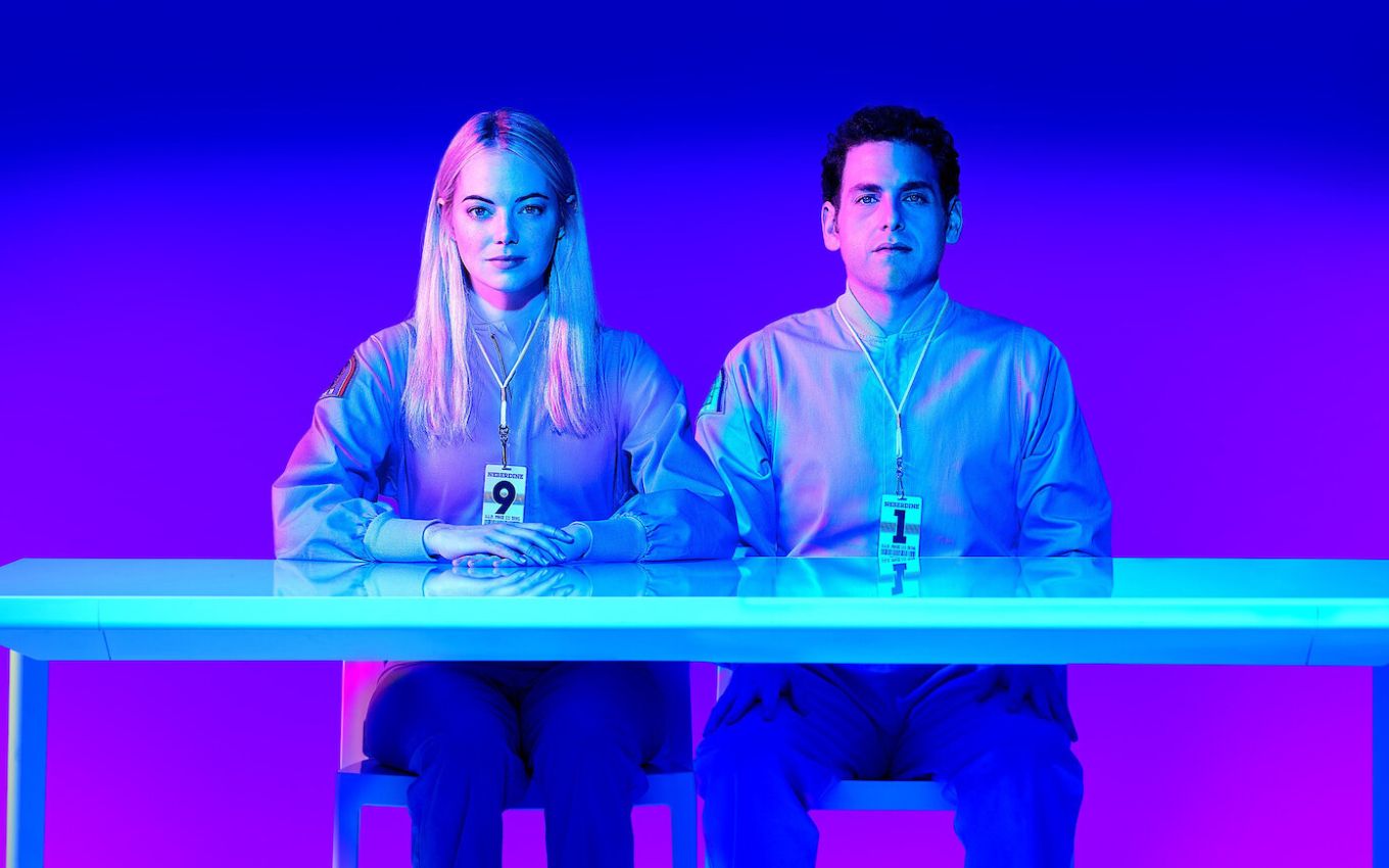 Maniac, com Emma Stone e Jonah Hill, é uma das 12 séries de ficção científica para assistir na Netflix