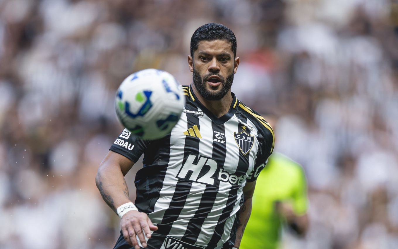 Hulk, em jogo do Atlético-MG ao vivo, no Brasileirão 2025