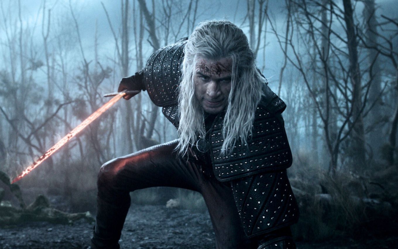 Liam Hemsworth no papel principal de Geralt de Rivia, substituindo Henry Cavill, em The Witcher