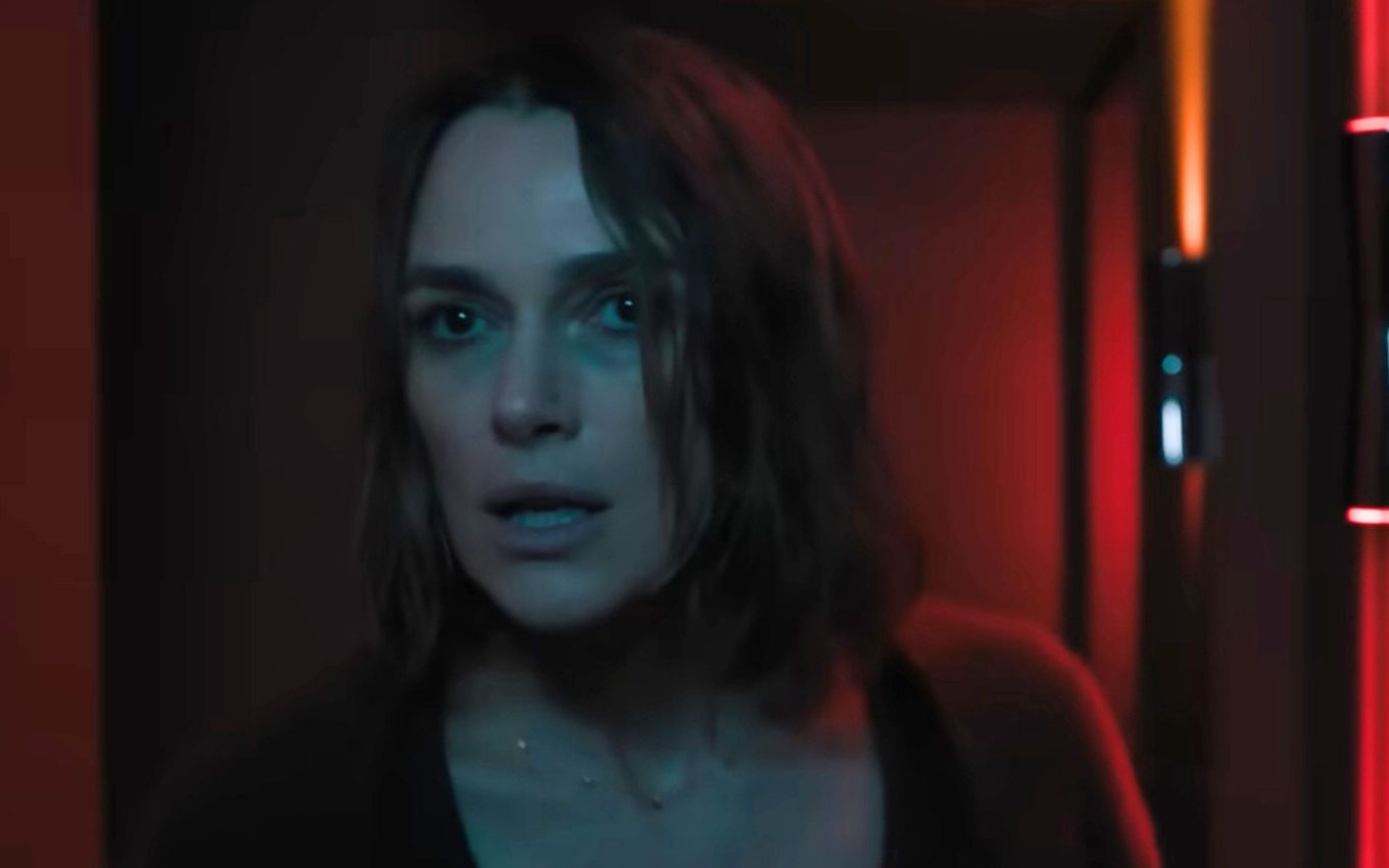Keira Knightley em A Mulher da Cabine 10
