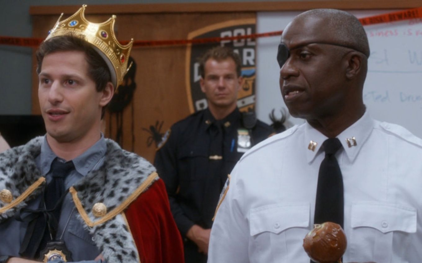 Andy Samberg e Andre Braugher em Brooklyn Nine-Nine