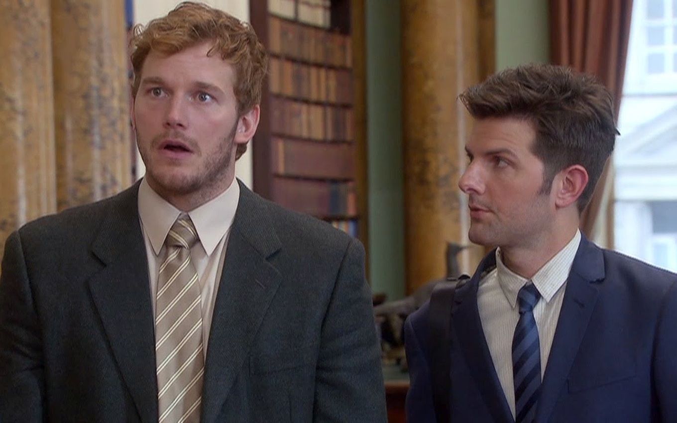 Chris Pratt e Adam Scott em cena de Parks and Recreation