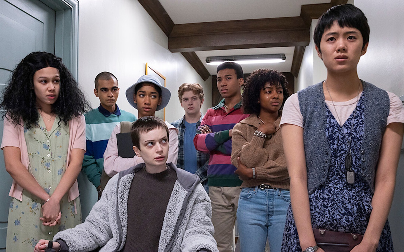 Elenco de O Clube da Meia-Noite, série de terror da Netflix