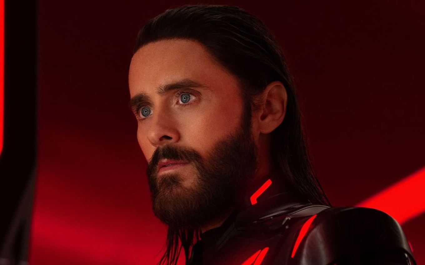 Jared Leto em Tron: Ares, nova estreia no cinema