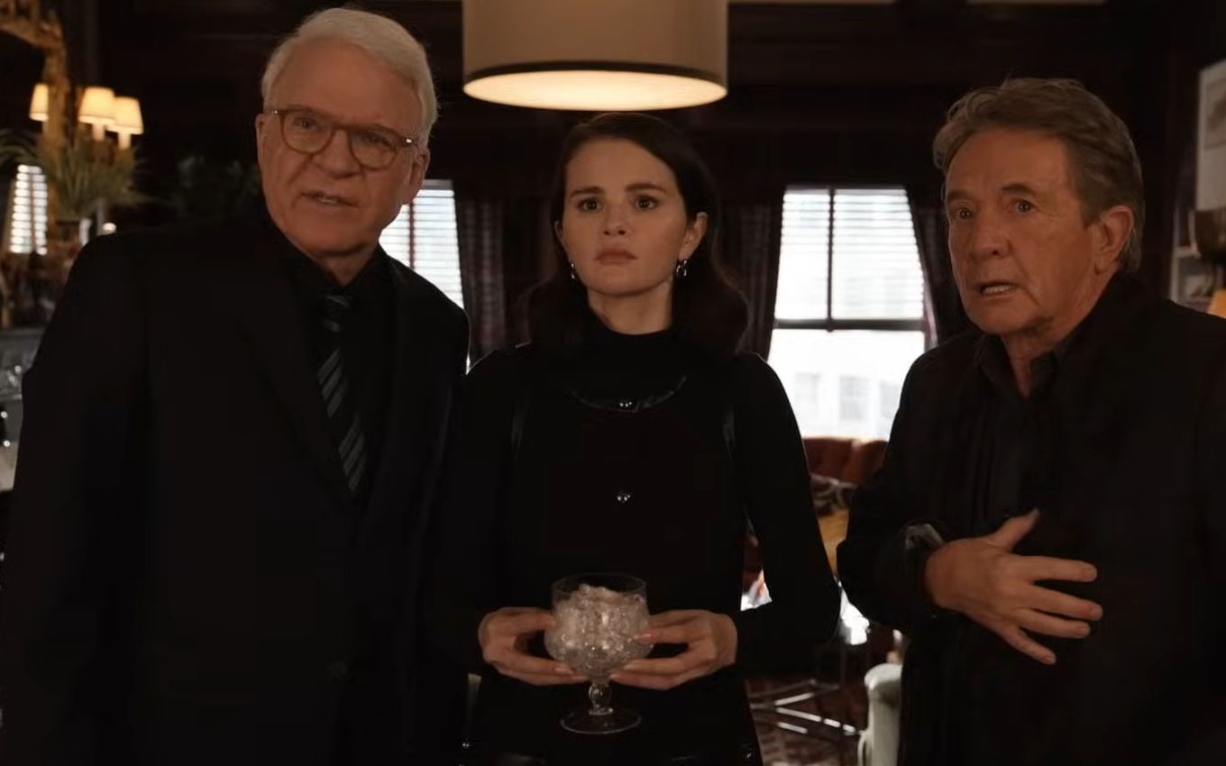 Steve Martin, Selena Gomez e Martin Short em Only Murders in the Building