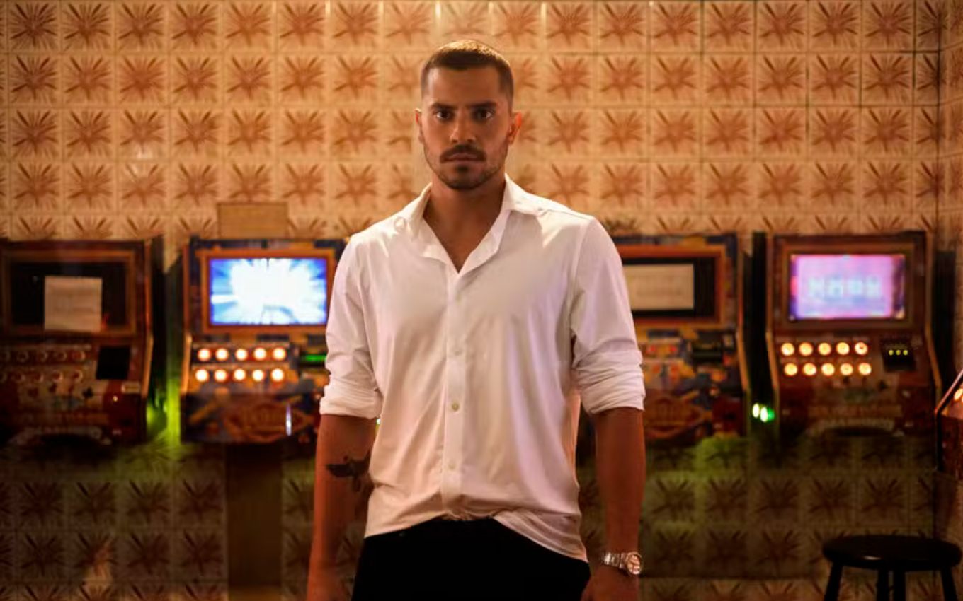 André Lamoglia é Profeta em Os Donos do Jogo, série da Netflix