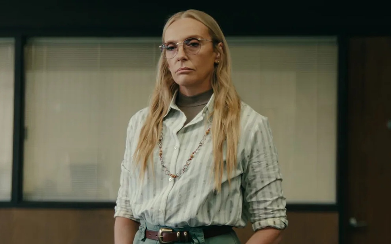 Toni Collette em cena de Desobedientes