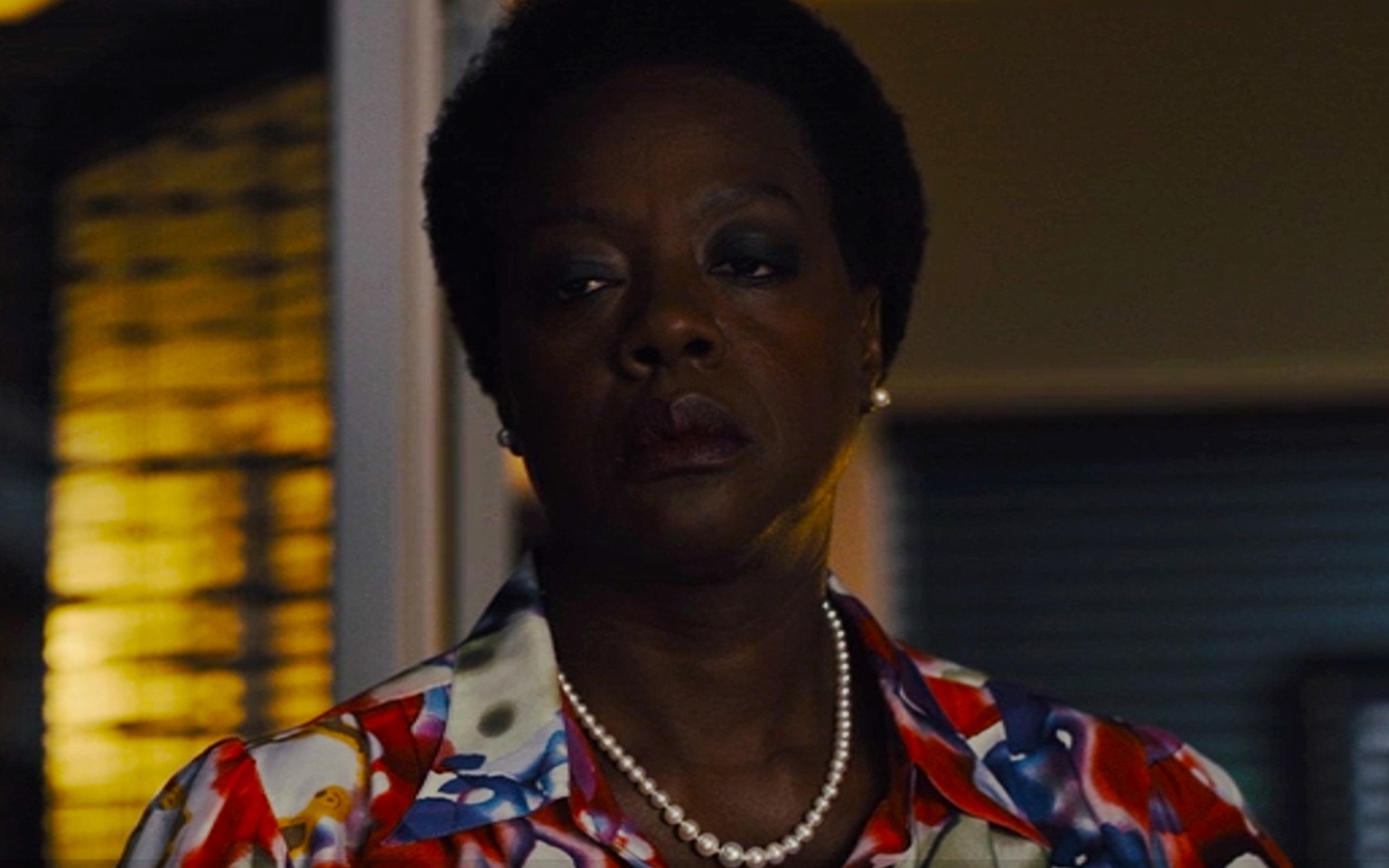 Viola Davis em cena de Esquadrão Suicida, da DC