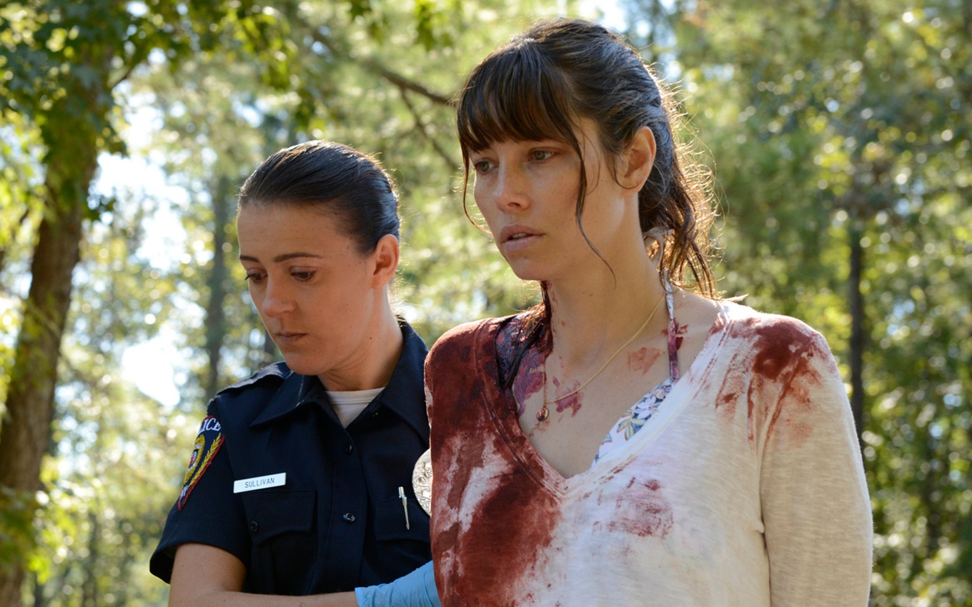 Abby Miller e Jessica Biel em The Sinner, da Netflix