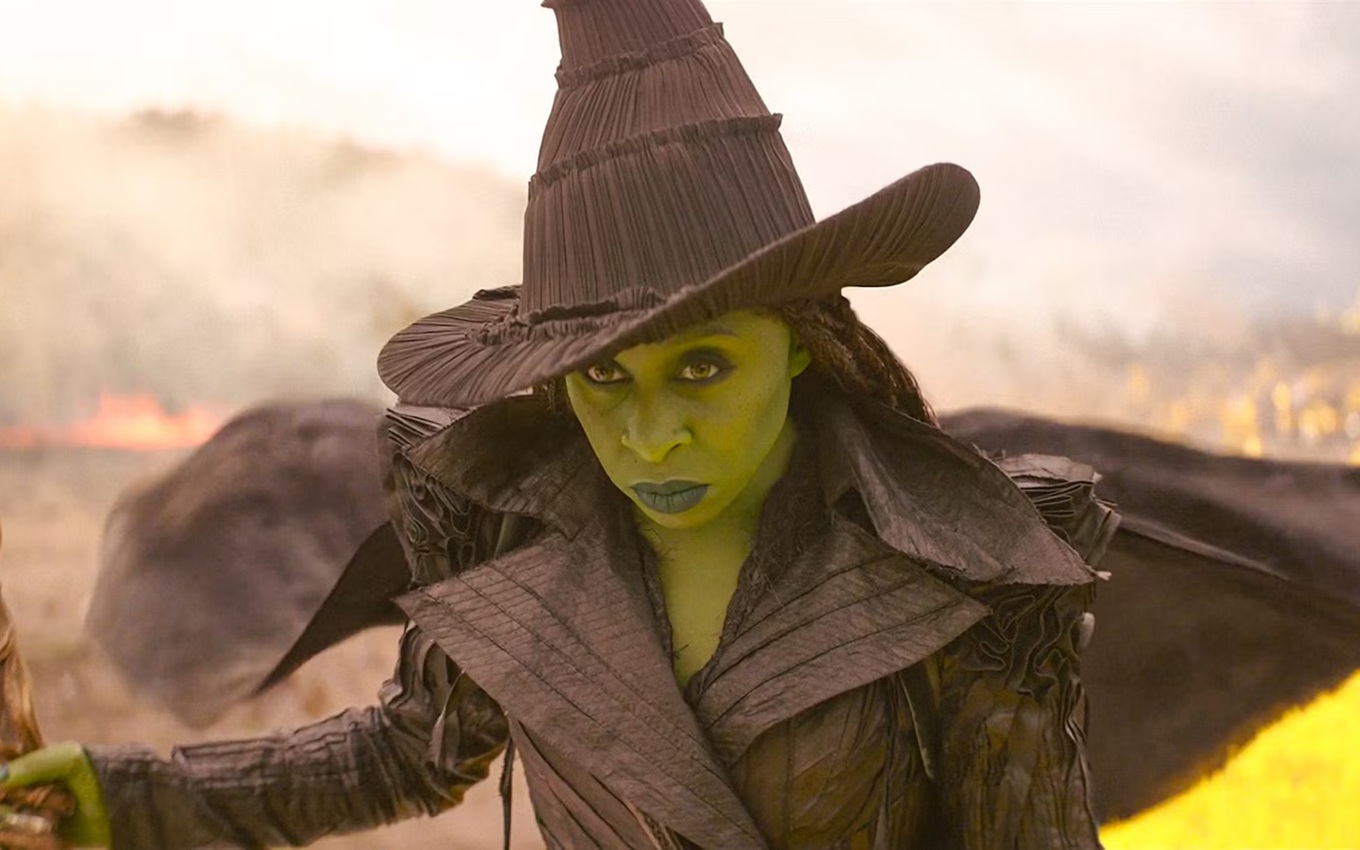 Cynthia Erivo em cena de Wicked: Parte 2