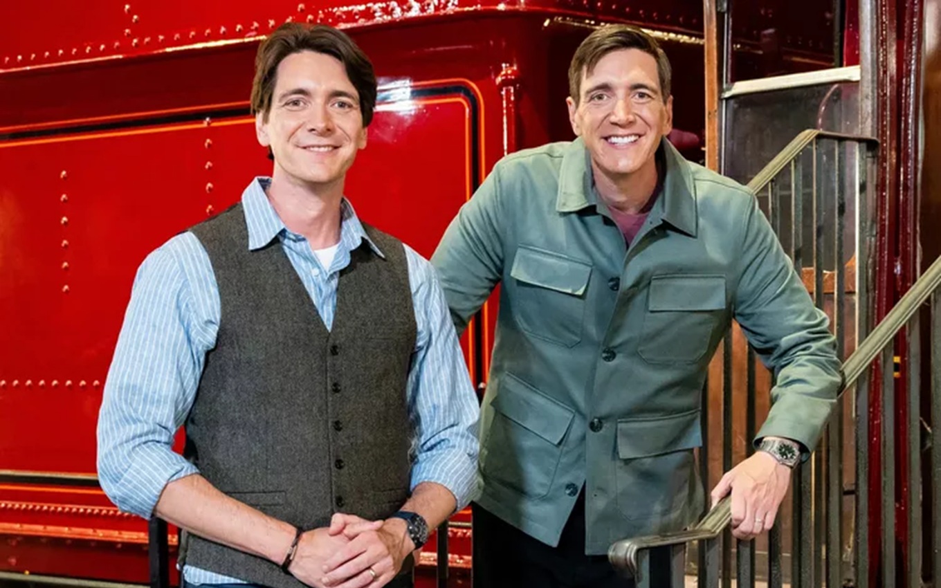 James e Oliver Phelps em Harry Potter: Bruxos da Confeitaria
