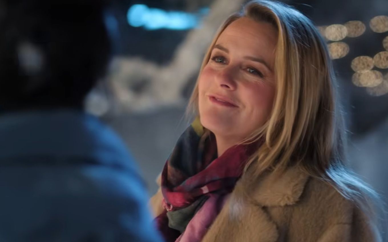 Alicia Silverstone em novo filme de Natal da Netflix