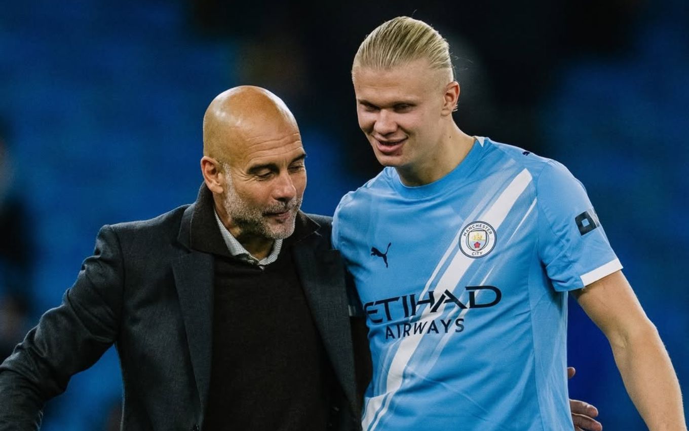Ped Guardiola e Erling Haaland em jogo do Manchester City ao vivo