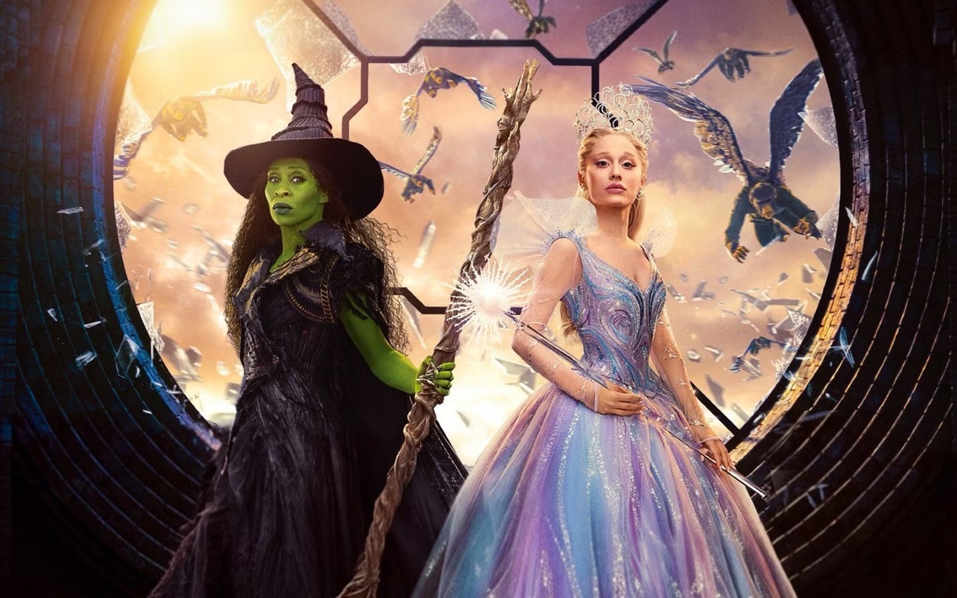 Cynthia Erivo e Ariana Grande em cena de Wicked 2