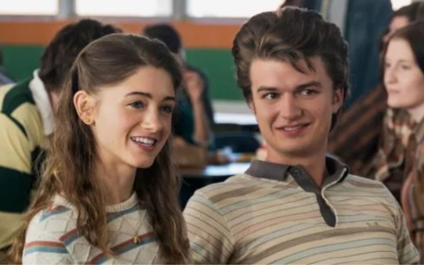 Natalia Dyer e Joe Keery em Stranger Things