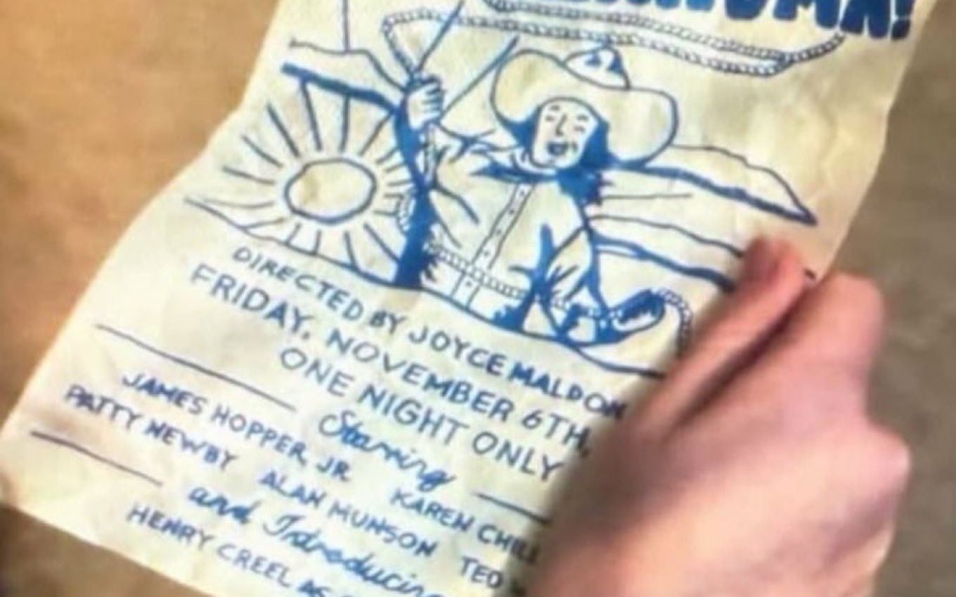 Convite que Max encontra na memória de Vecna. Foto: Reprodução/Netflix