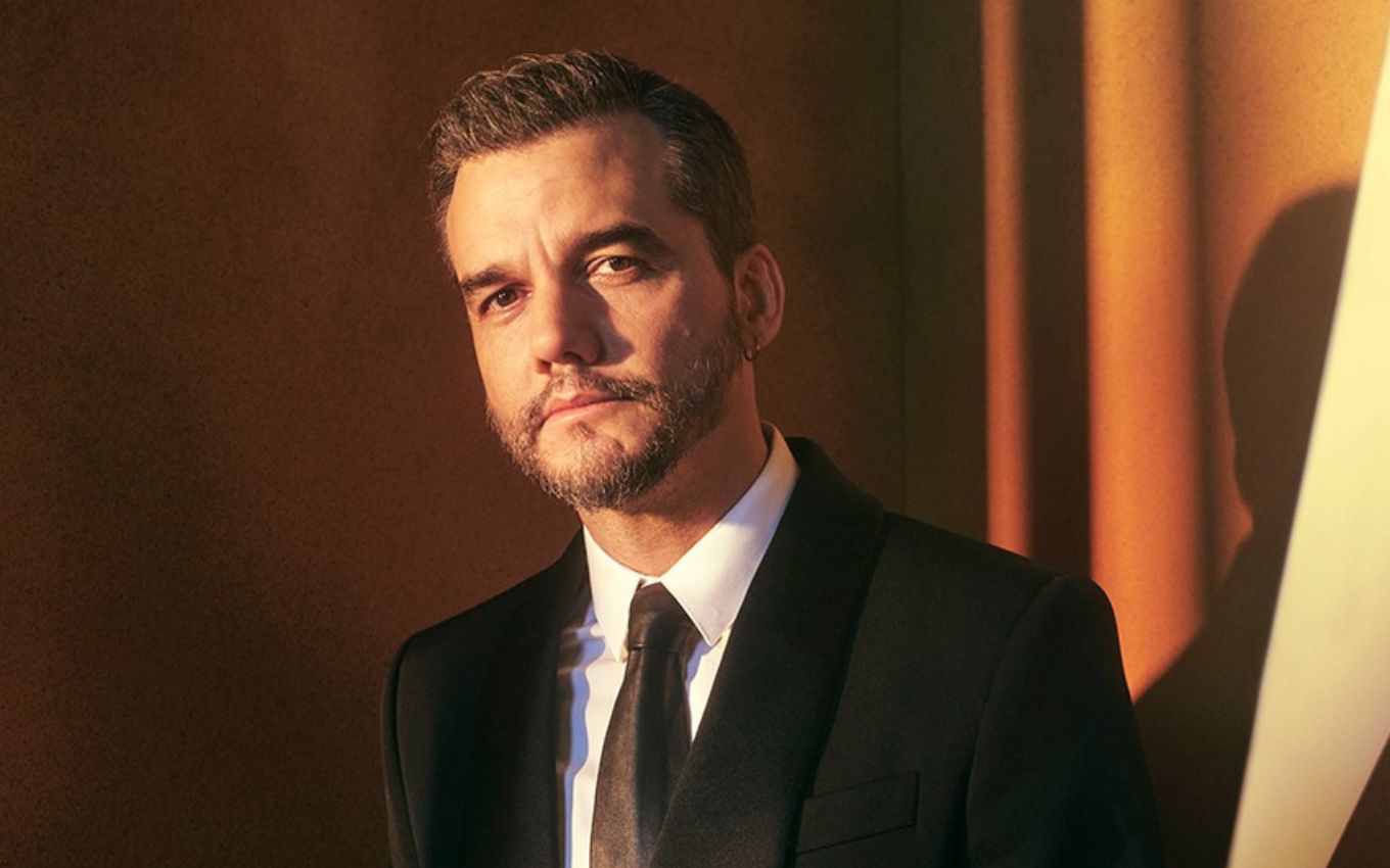 Wagner Moura durante a 16ª cerimônia do Governors Awards, que entregou Oscar honorário